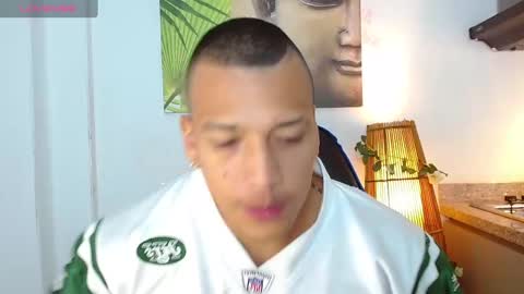 Tom muscle1 online show from January 17, 2025, 6:12 pm