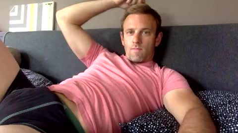 toma0886 online show from May 3, 2026, 12:22 pm
