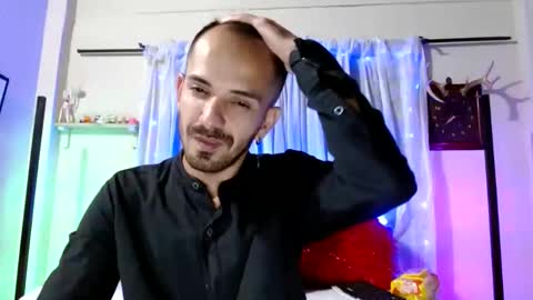 tomas gerauld. make me happy with 10000 tokens online show from December 7, 2024, 2:53 am