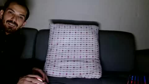 tomas gerauld. make me happy with 10000 tokens online show from January 29, 2025, 2:30 am