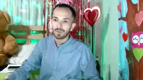 tomas gerauld. make me happy with 10000 tokens online show from February 15, 2026, 2:52 am