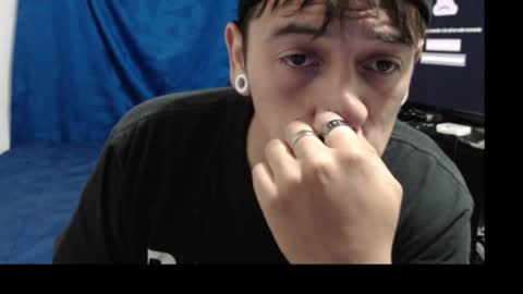 tomas_turbado_ online show from June 19, 2026, 7:01 am