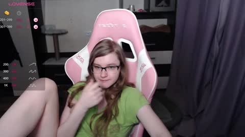 Snapshot of tomato_tease chatting on March 1, 2025, 1:11 am tomato_tease online show from March 1, 2025, 1:11 am