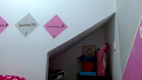 Blue online show from October 9, 2025, 4:49 pm