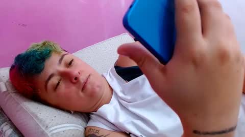 Blue online show from October 21, 2025, 6:30 pm