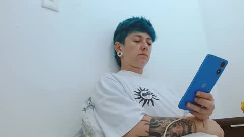 Blue online show from February 20, 2026, 9:04 pm