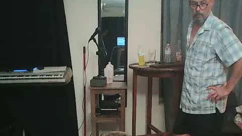 sirmuggsalot online show from July 1, 2026, 1:40 am