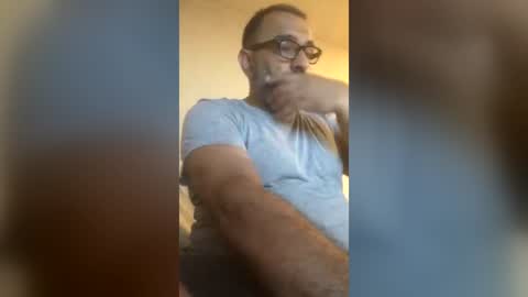 Snapshot of tomcop11111 chatting on July 10, 2026, 2:38 am tomcop11111 online show from July 10, 2026, 2:38 am
