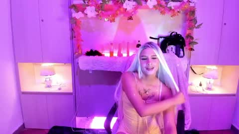 KAELANI online show from May 30, 2026, 3:58 am
