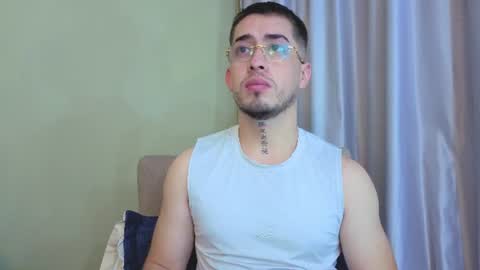 Snapshot of tommas_johnson chatting on July 10, 2026, 12:08 pm Tomas online show from July 10, 2026, 12:08 pm