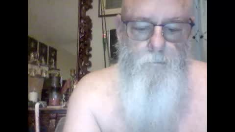 Snapshot of tommierose chatting on October 6, 2025, 11:40 am Tommie online show from October 6, 2025, 11:40 am