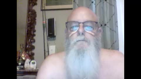 Snapshot of tommierose chatting on October 10, 2025, 11:31 am Tommie online show from October 10, 2025, 11:31 am