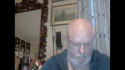 Snapshot of tommierose chatting on October 20, 2025, 11:54 am Tommie online show from October 20, 2025, 11:54 am