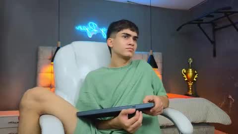 Tommy  online show from February 19, 2025, 10:23 am