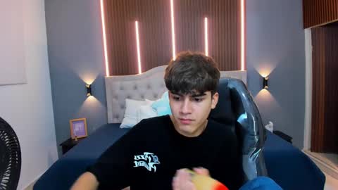 Tommy  online show from September 17, 2025, 3:30 am