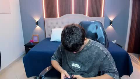 Tommy  online show from February 1, 2026, 3:16 am