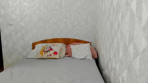 Tommy loves Katie online show from December 5, 2024, 8:22 am