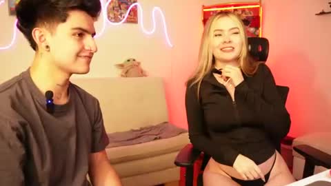 tommy and sophie online show from August 4, 2026, 4:04 am
