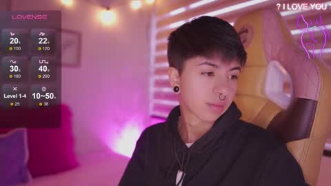 Blue  online show from March 30, 2026, 12:28 pm