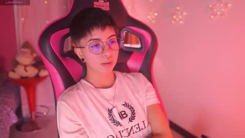 Blue  online show from March 31, 2026, 12:45 am