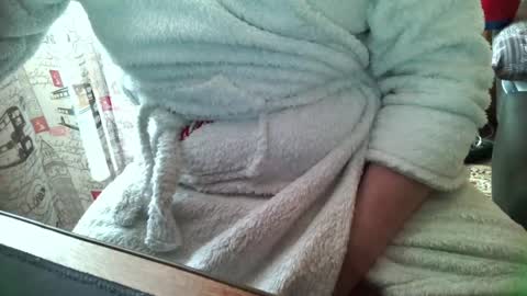 Tommi Li online show from April 13, 2026, 6:19 am