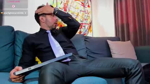 tommy_raym0ndg online show from December 16, 2025, 9:31 pm