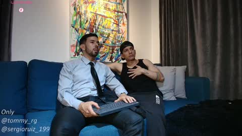 tommy_raym0ndg online show from April 11, 2026, 3:33 am