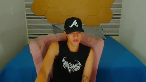 tommy_sweet1 online show from December 26, 2024, 12:05 pm