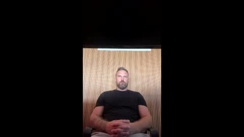 Snapshot of tommybangz chatting on June 7, 2026, 10:13 pm Tommybangzz online show from June 7, 2026, 10:13 pm