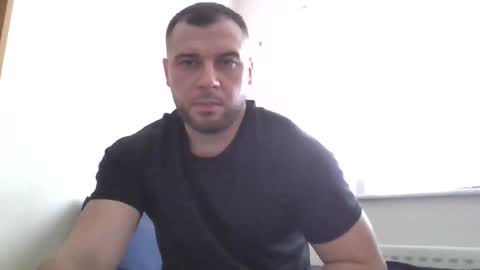 Snapshot of tommyy19901 chatting on October 14, 2025, 1:12 pm tommyy19901 online show from October 14, 2025, 1:12 pm