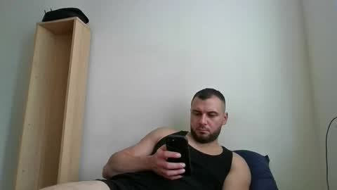 tommyy19901 online show from May 30, 2026, 9:50 am