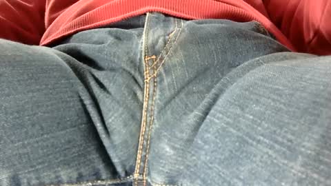 Snapshot of tomscibbly chatting on March 10, 2025, 10:45 pm tomscibbly online show from March 10, 2025, 10:45 pm