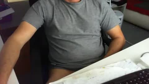 Tom online show from November 6, 2025, 2:07 pm