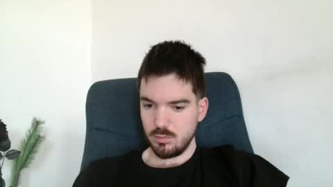 Snapshot of tomylind chatting on April 19, 2026, 10:25 am Onlyfans - Tomylind keep you in touch there online show from April 19, 2026, 10:25 am