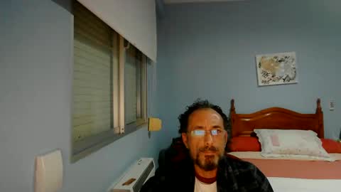 ton123456_ online show from March 3, 2026, 8:59 pm