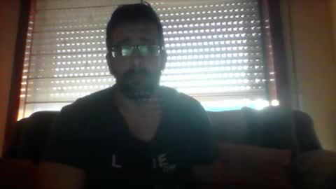 toni640128 online show from October 5, 2025, 5:22 pm