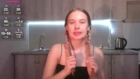 Snapshot of toni_pittmann chatting on June 11, 2026, 6:39 pm toni_pittmann online show from June 11, 2026, 6:39 pm