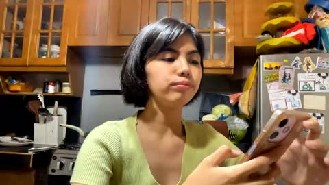 Mila online show from May 26, 2026, 5:14 am