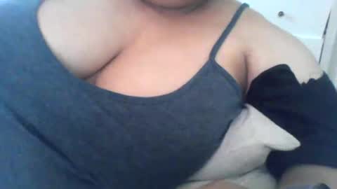 Snapshot of tonimoran chatting on February 9, 2025, 6:47 pm tonimoran online show from February 9, 2025, 6:47 pm