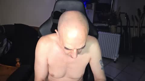 toninspektor online show from November 16, 2025, 9:42 pm