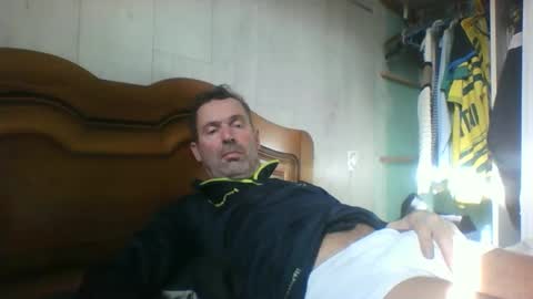 Snapshot of tonio1972 chatting on November 4, 2025, 12:04 pm tonio1972 online show from November 4, 2025, 12:04 pm