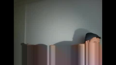 tonny54880 online show from February 1, 2026, 6:39 pm