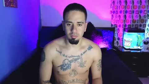 Snapshot of tony_and_sophia chatting on October 17, 2025, 11:02 am Sophia Tony online show from October 17, 2025, 11:02 am