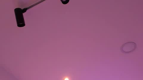 tony_petrov online show from December 3, 2025, 12:14 pm