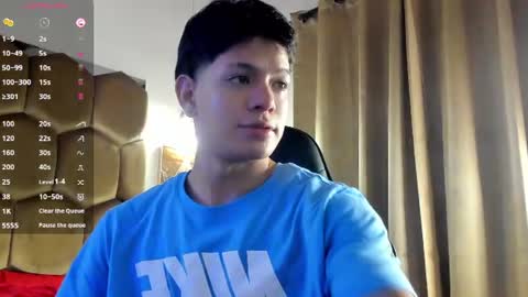 Snapshot of tony_petrov chatting on June 25, 2026, 5:45 am tony_petrov online show from June 25, 2026, 5:45 am