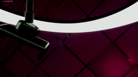 tonya_gray online show from February 19, 2025, 6:00 pm