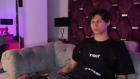 Snapshot of tonybenedetti chatting on December 22, 2025, 9:23 pm Tony Benedetti online show from December 22, 2025, 9:23 pm