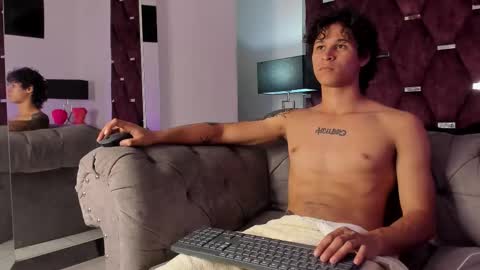 Snapshot of tonybenedetti chatting on January 11, 2026, 8:14 pm Tony Benedetti online show from January 11, 2026, 8:14 pm