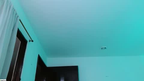 Snapshot of tonyking21 chatting on October 8, 2025, 11:24 pm ANTONY online show from October 8, 2025, 11:24 pm