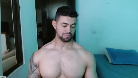 Snapshot of tonyking21 chatting on November 5, 2025, 11:16 pm ANTONY online show from November 5, 2025, 11:16 pm